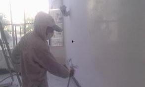 室内刮腻子视频