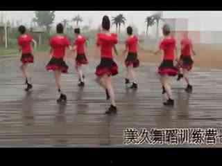 小苹果厂场舞视频,全民热舞的欢乐盛宴